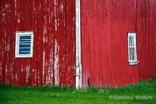 Two Barn Windows_16168.jpg - Photographed near Richmond, Ontario, Canada.